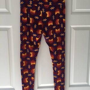 Tall and Curvy LuLaRoe leggings